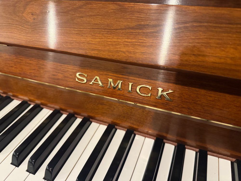 1995 Samick SU-118 in Walnut Finish